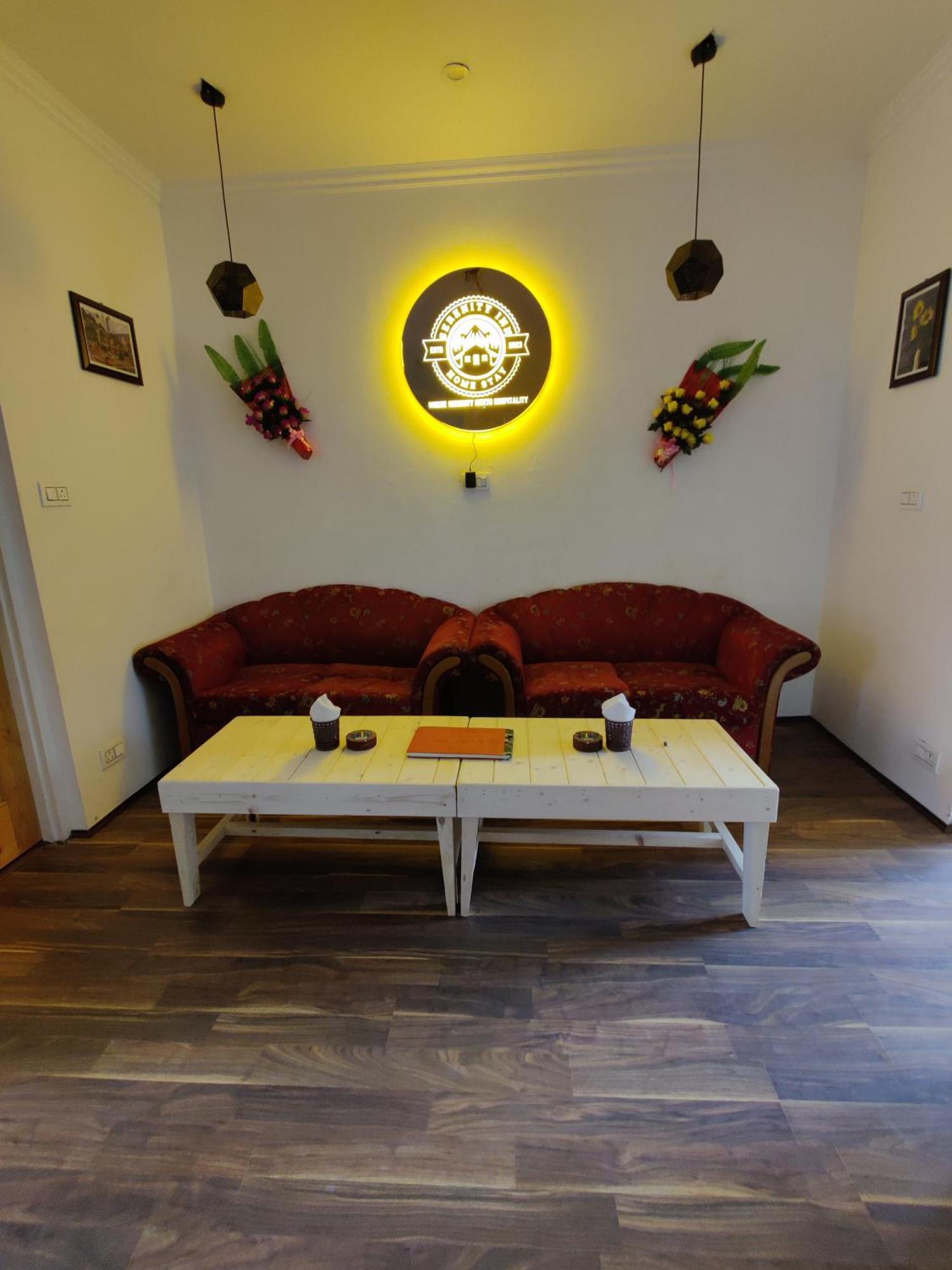 Serenity Inn Home Stay Srīnagar Dış mekan fotoğraf